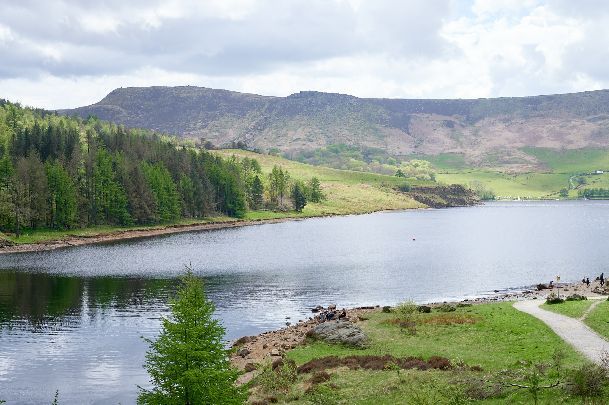 Dove Stone Reservoir walk